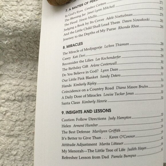 Chicken Soup for the Soul:  Christian Woman's - Inspirational Gift - Picture 7 of 8